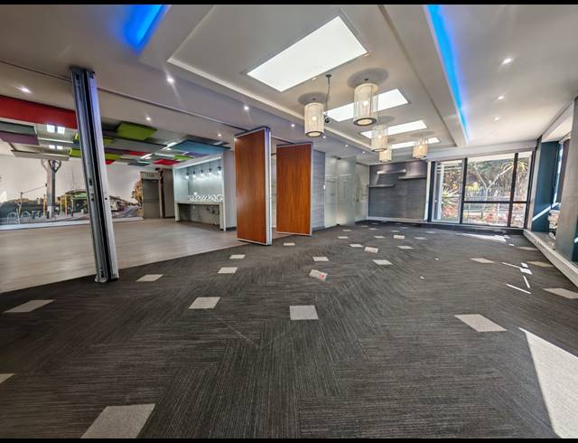 1,664M² OFFICE TO LET IN RANDJESPARK